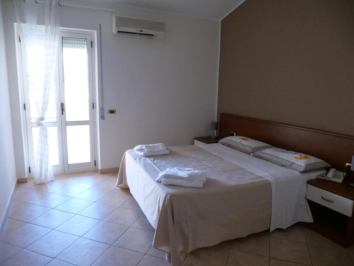Grand Hostel Calabria Pietrapaola Exteriér fotografie